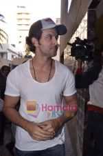 Hrithik Roshan on the occasion of his bday at his home on 9th Jan 2011 (28).JPG